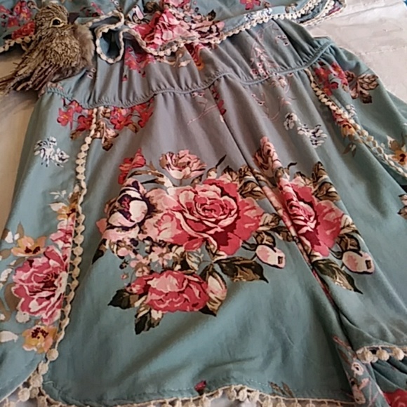 Off Shoulder Floral Print Romper - Picture 4 of 7